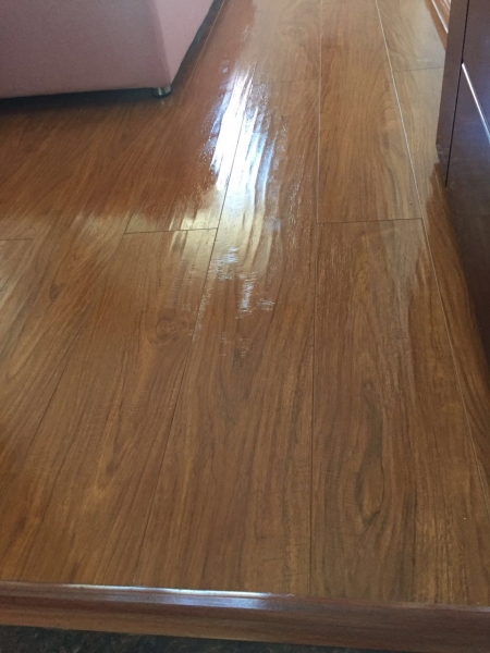 木地板打蠟護(hù)理