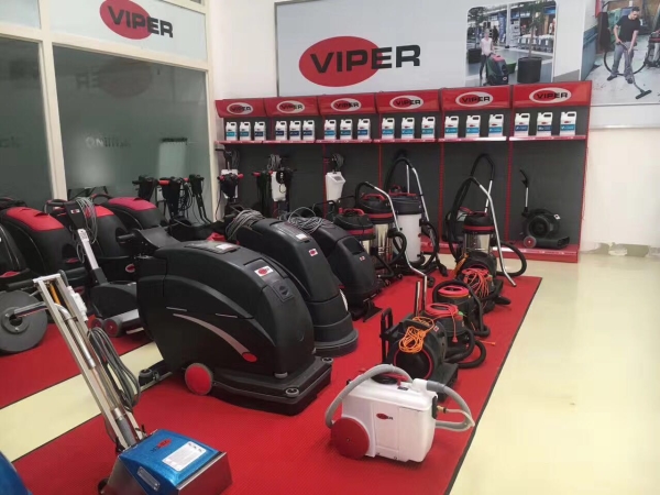 威霸清潔設(shè)備展廳一角