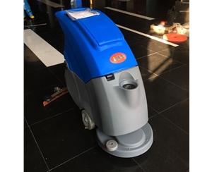 手推洗地機(jī)